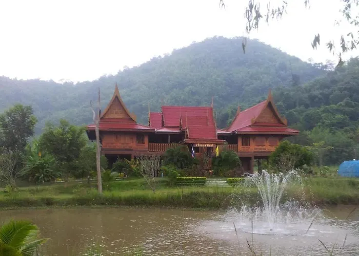 รีสอร์ท Lom Rak สวนผึ้ง