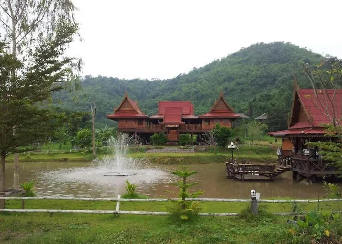Lom Rak รีสอร์ท