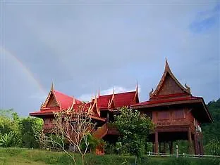 Lom Rak Resort
